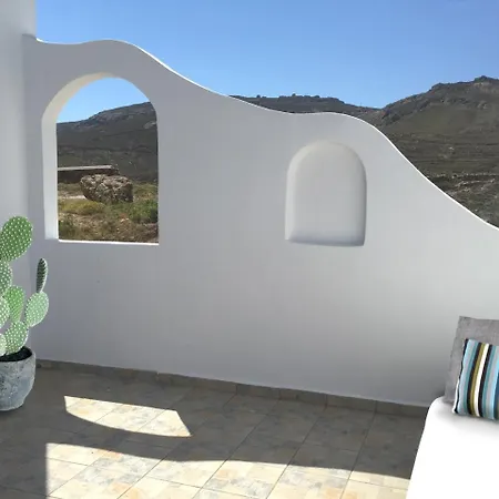 Marquise In Mykonos